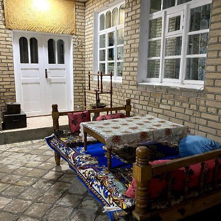 Barlos - Уютная, Семейная Атмосфера ブハラ エクステリア 写真